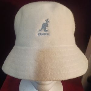 Authentic Kango Bucket Hat Size Medium